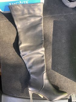 Charles David Thigh High Leather Boots with Heel Size 6.5