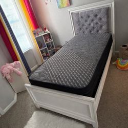 Twin Girls Set (mattress Included)