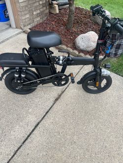 New 0 miles electric bike fast with alarm and many features 6-8 hours charged. Battery