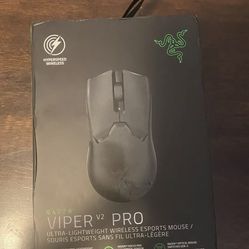 Razer Viper V2 Pro Wireless Optical Gaming Mouse in Black
