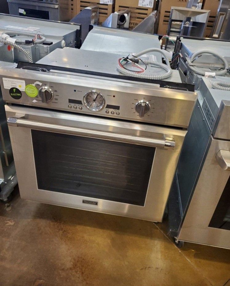 thermador wall oven for Sale in San Antonio, TX OfferUp