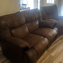Set Of Two Recliners 