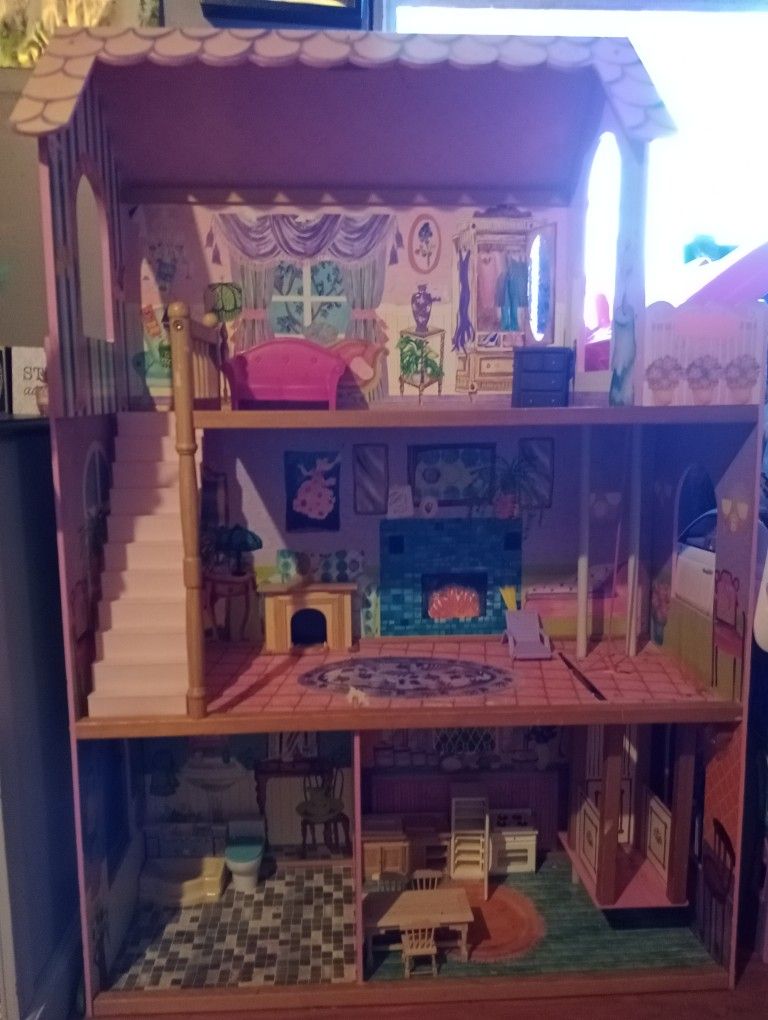 Doll House