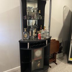 Corner Bar 