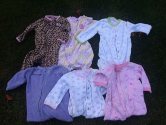 Lot of baby onesies (6)