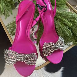Size 8 Zara Heels 