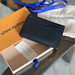 Louis Vuitton Pocket Organizer – Taiga Leather (Brand New / Gift-Ready!)