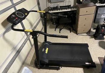 Sunny Health and Fitness (Compact Motorized Electric Folding Treadmill)