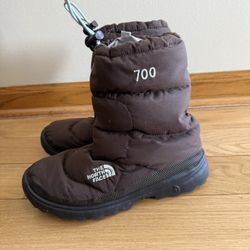Women’s North face Boots. Size 8