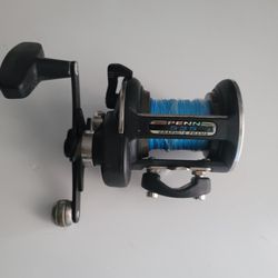 Penn 535 Fishing Reel With Rod Clamp