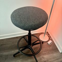 IKEA LIDKULLEN Sit/Stand Stool - Excellent Condition
