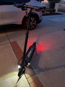 Electric Scooter Emove Touring