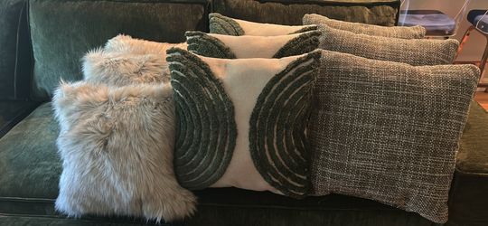9 piece decorative pillow set - brand new