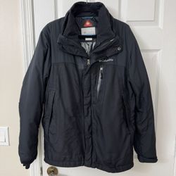 Columbia Men’s Sz. Medium Ski/Snowboard Jacket Located In Weston.