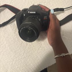 Canon Rebel T6 
