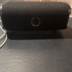 Brookstone bks550 Bluetooth Speaker
