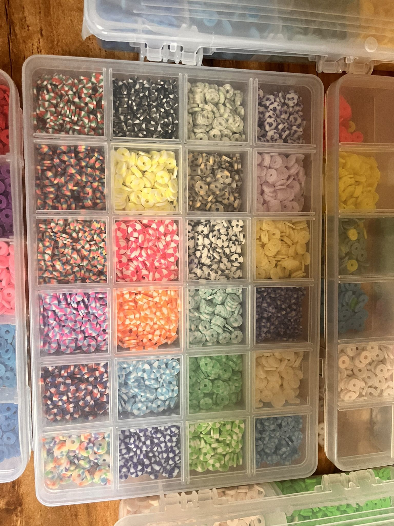 π MEGA BEAD & CHARM CRAFTING LOT