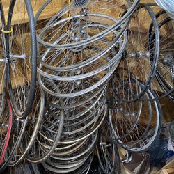 Road bike wheels size 700 C