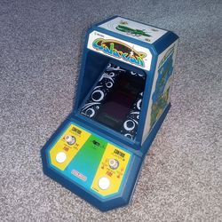 Coleco Galaxian Vintage Electronic Tabletop Game Tested and Working See Pics