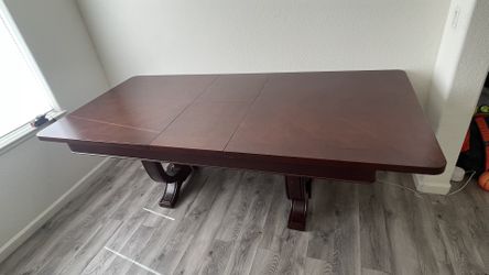 Dining Table 6-8 Foot 