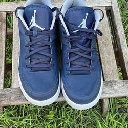 Sz 13 Jordans ( Cowboys Blue) 