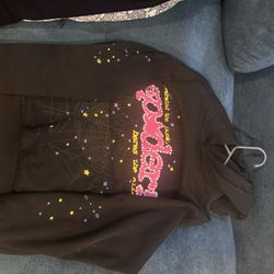 SELLING ALL HOODIES DESIGNER( Check description)