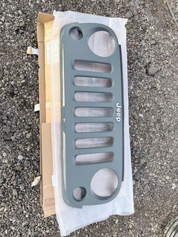 2015 Jeep Wrangler OEM Dark Gray Grill