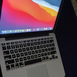 Apple MacBook Pro 13” Retina Display Intel Core I5 Processor 8GB DDR3 Ram 256GB FLASH STORAGE SSD $175