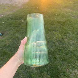 Green Glass Vase 💚 – Ribbed Texture