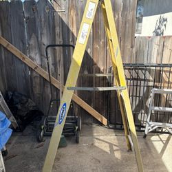 6 Ft Werner Fiberglass Ladder