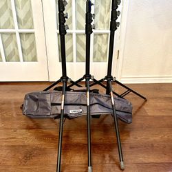 Heavy Duty Set of three Linco light stands with carrying bag.