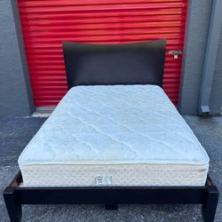 FULL SIZE BED WITH MATTRESS/ IN GOOD CONDITION/ Delivery Negotiable 