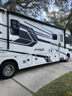 2021 FR3 34DS RV