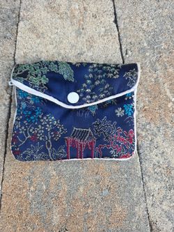 Girl's wallet