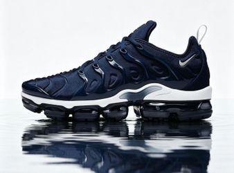 Nike vapormax plus size 8.5,9,10