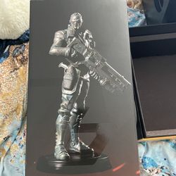 Soldier 76 Collectible Statue