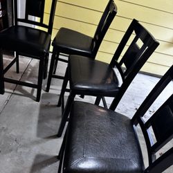 Pub Table With 4 Chairs 
