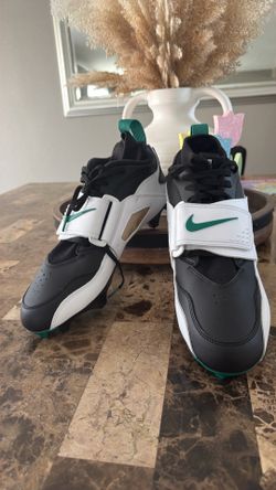 Nike Diamond Turf 93 TD Football cleats
