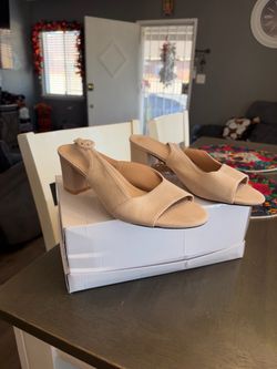 Sandalias nuevas