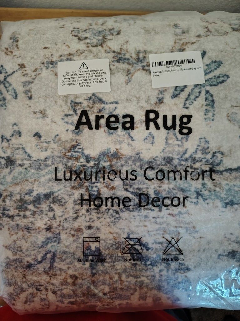 Rug 6'x9'