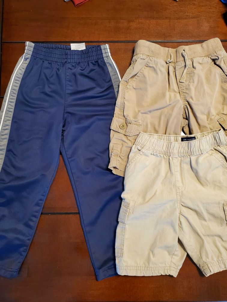 Boys 4t bottoms lot including Guess and Children's Place