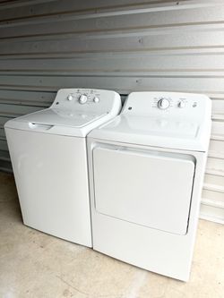 LIKE NEW GE WASHER DRYER SET! 350$ AVAILABLE FOR PICKUP OR DELIVERY 🚚