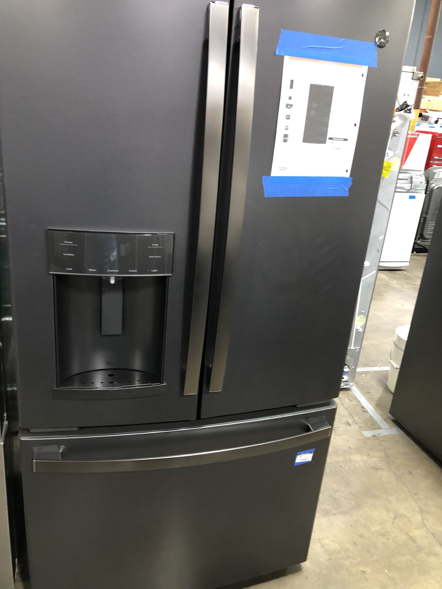 π₯ππ€― GE 22.1 cu. ft. French Door Refrigerator in Black Slate Fingerprint