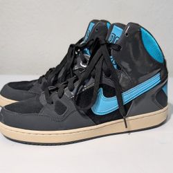 Women's Nike Son Of Force Sneakers Size 9.5