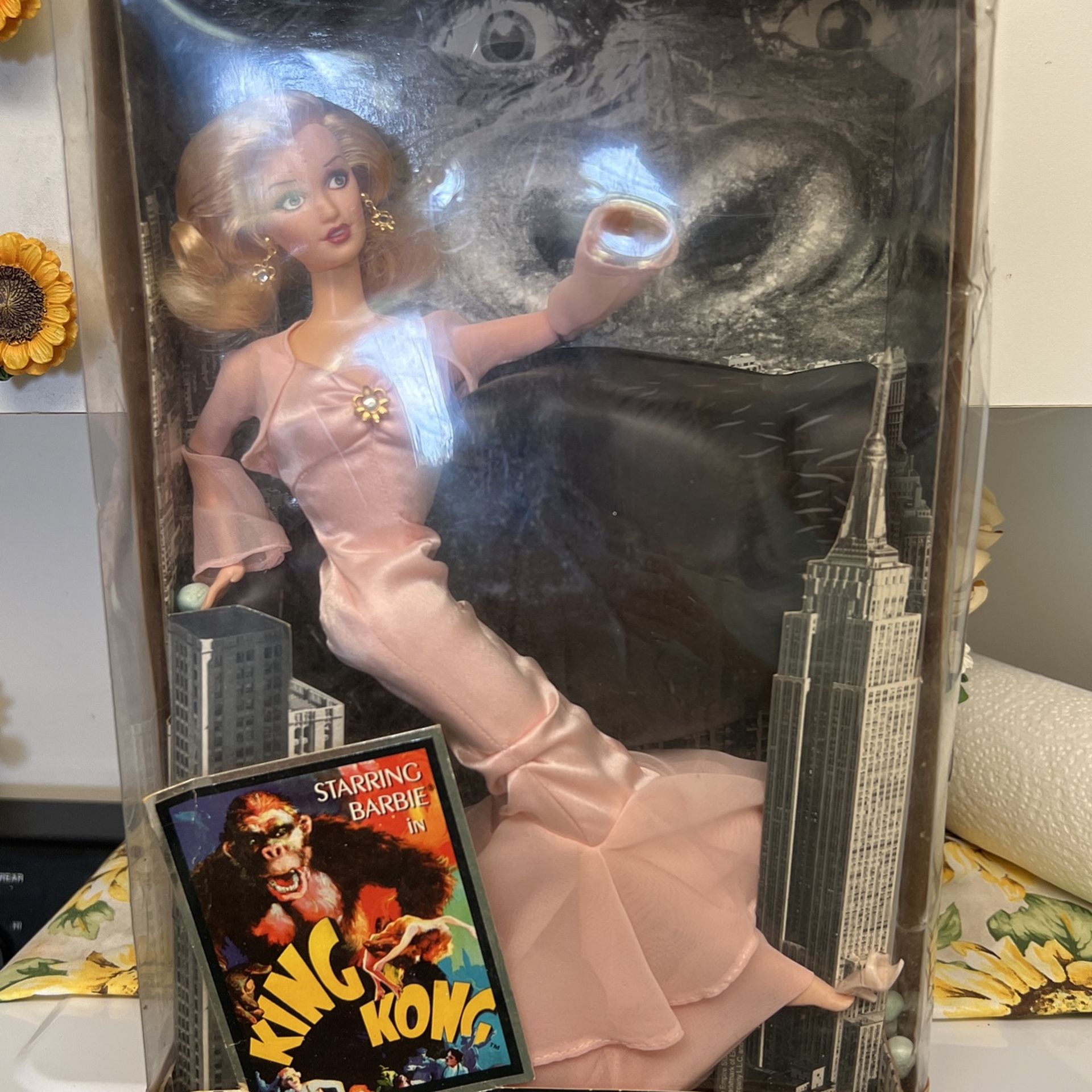 Barbie king kong sales