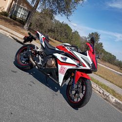 2018 Honda CBR500R – 9.6K Miles – Clean Title in Hand