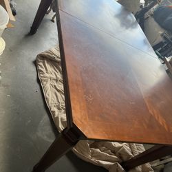Dining Table With Leaf and 6 Chairs