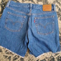 Levi's Shorts W29
