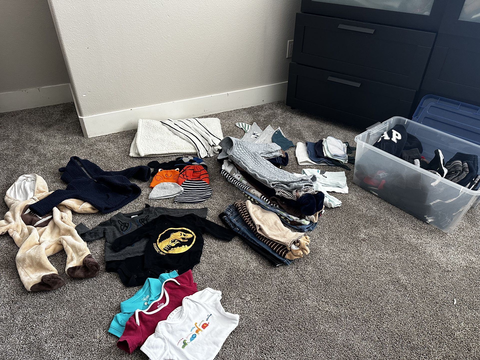 Baby Cloths And Stuff