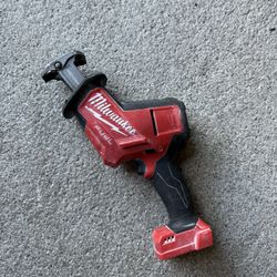 Milwaukee M18 Fuel Hacksaw